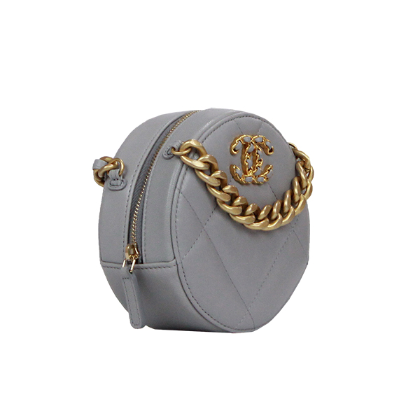 CHANEL（シャネル）チェーンショルダーバッグ