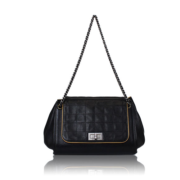 CHANEL 2.55チェーンショルダーバッグ 22&nbsp;x18&nbsp;x11cm(幅&nbsp;x 高さ&nbsp;x マチ)