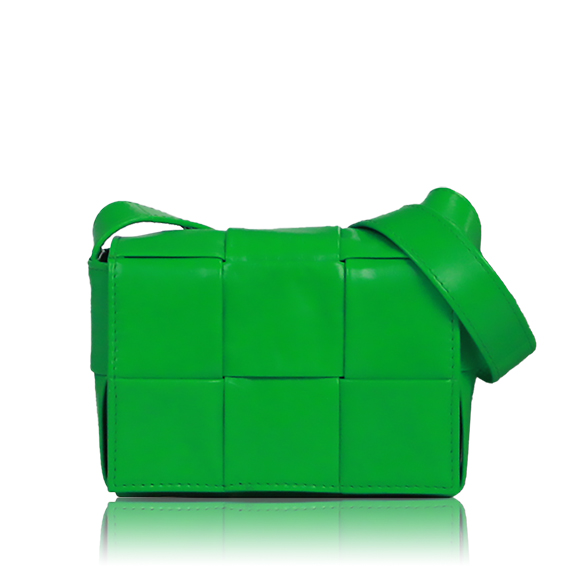 BOTTEGA VENETA カセット 12&nbsp;x8&nbsp;x4cm(幅&nbsp;x 高さ&nbsp;x マチ)