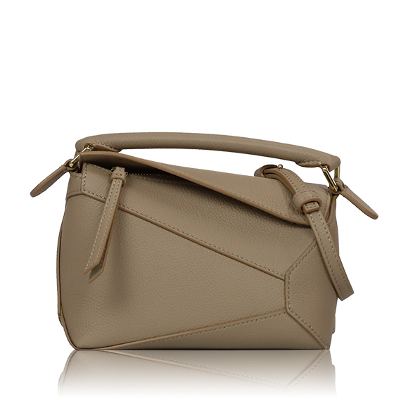 LOEWE（ロエベ）パズルエッジバッグミニ