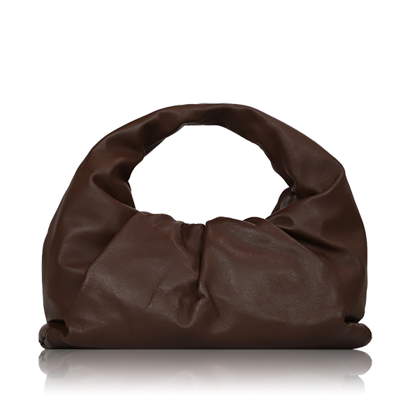 BOTTEGA VENETA ザショルダーポーチ 38 x19 x9cm(幅 x 高さ x マチ)