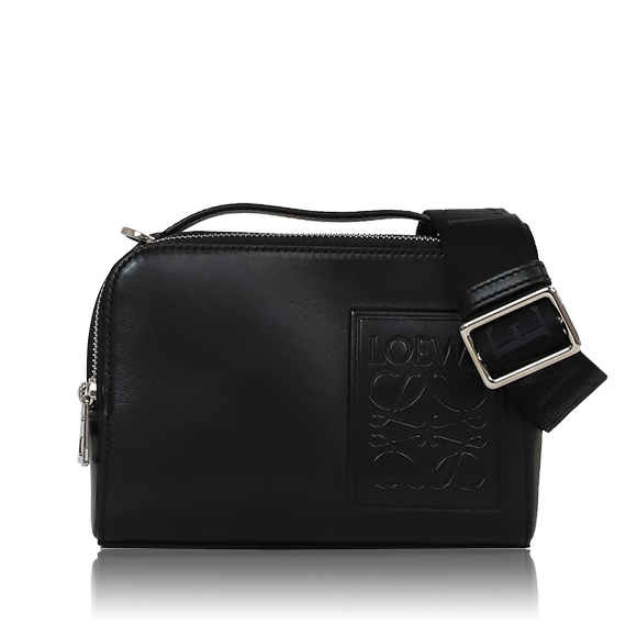 LOEWE カメラクロスボディバッグミニ 18 x13 x6cm(幅 x 高さ x マチ)