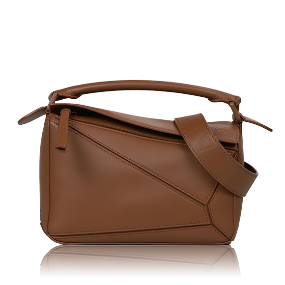 LOEWE パズルバッグ 23&nbsp;x15&nbsp;x10cm(幅&nbsp;x 高さ&nbsp;x マチ)