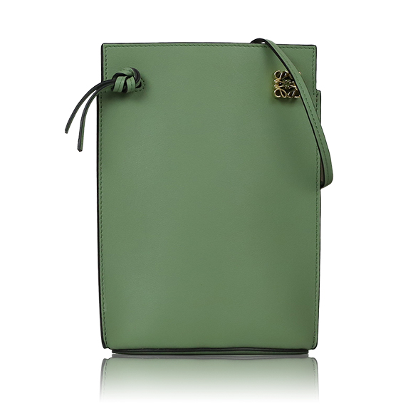 LOEWE ダイスポケット 13 x20 x4cm(幅 x 高さ x マチ)