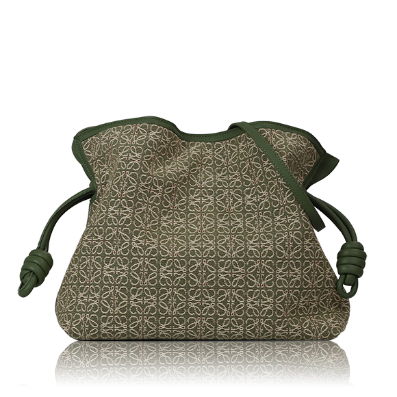 LOEWE フラメンコクラッチ 29 x24 x9cm(幅 x 高さ x マチ)