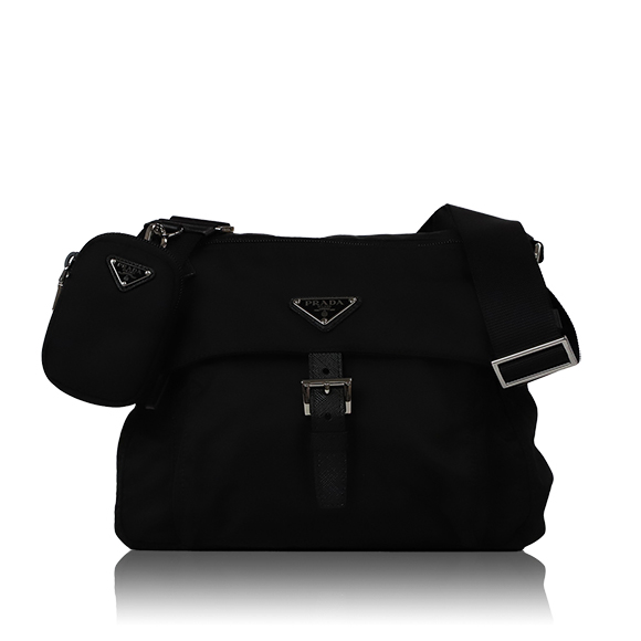 PRADA Re-Nylonショルダーバッグ 25&nbsp;x21&nbsp;x9cm(幅&nbsp;x 高さ&nbsp;x マチ)