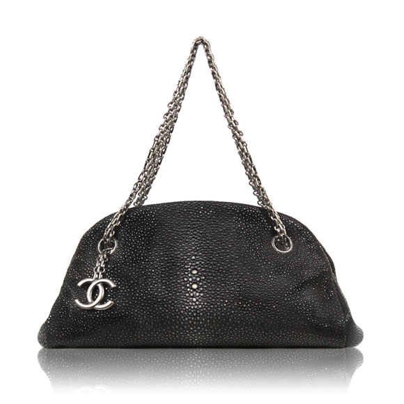 CHANEL チェーンショルダーバッグ 27 x13 x13cm(幅 x 高さ x マチ)