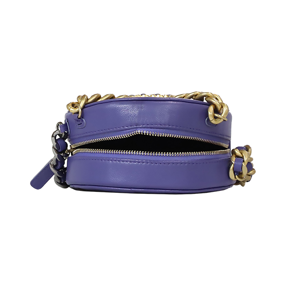 CHANEL（シャネル）チェーンショルダーバッグ
