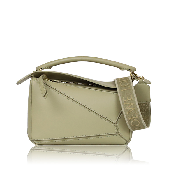 LOEWE パズルバッグ 24 x16 x10cm(幅 x 高さ x マチ)