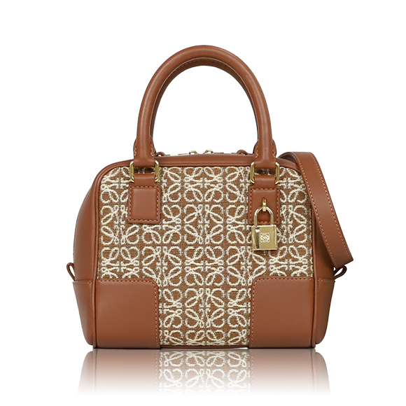 LOEWE アマソナ16スクエアバッグ 