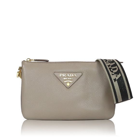 PRADA ショルダーバッグ 23&nbsp;x15&nbsp;x3cm(幅&nbsp;x 高さ&nbsp;x マチ)