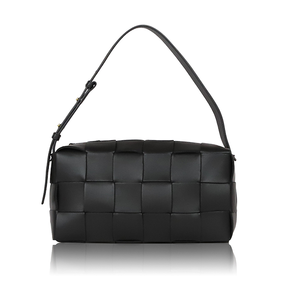 BOTTEGA VENETA ブリックカセット 