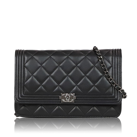 CHANEL ボーイシャネルチェーンウォレット 19&nbsp;x12&nbsp;x4cm(幅&nbsp;x 高さ&nbsp;x マチ)