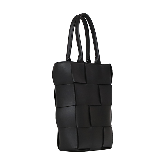 BOTTEGA VENETA（ボッテガ・ヴェネタ）2WAYバッグ