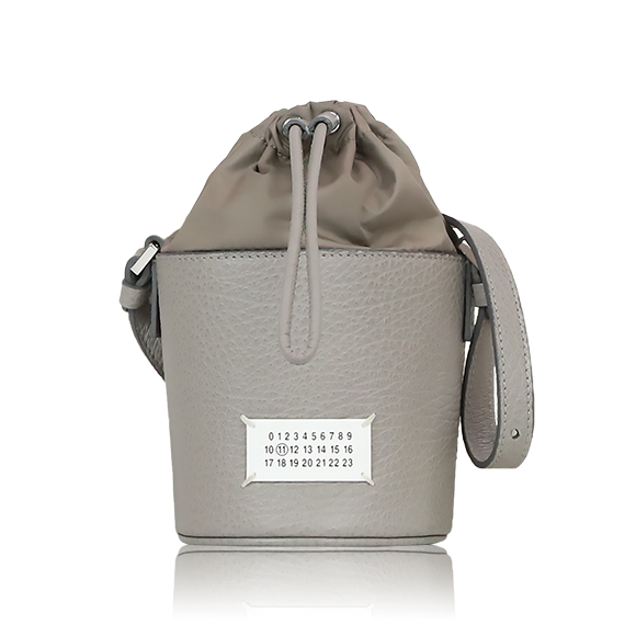 Maison Margiela バケットバッグ 11&nbsp;x12&nbsp;x11cm(幅&nbsp;x 高さ&nbsp;x マチ)