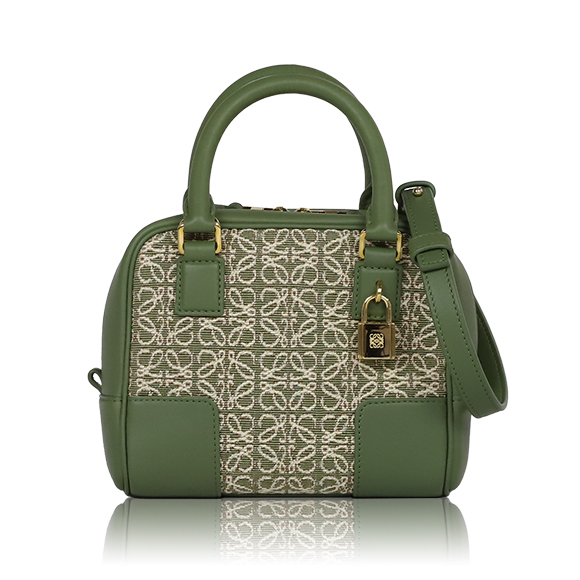 LOEWE アマソナ16スクエアバッグ 16&nbsp;x13&nbsp;x7cm(幅&nbsp;x 高さ&nbsp;x マチ)