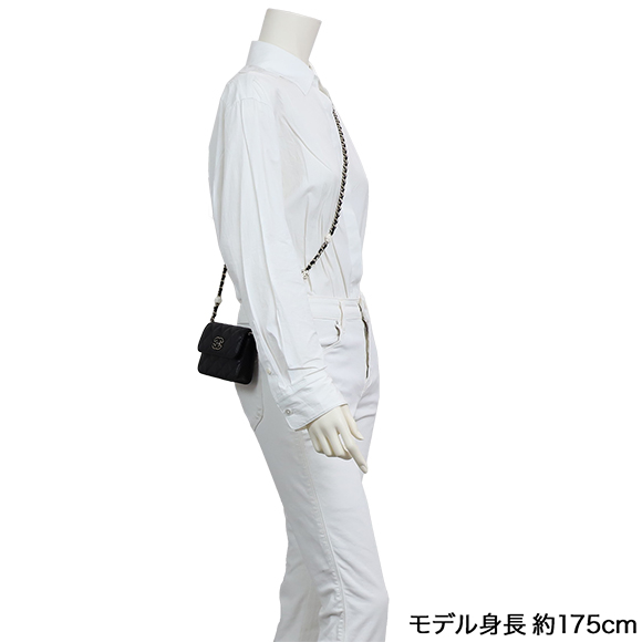 チェーンショルダーバッグ