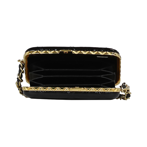 CHANEL（シャネル）チェーンショルダーバッグ
