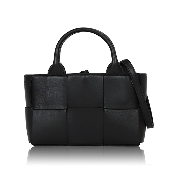BOTTEGA VENETA キャンディーアルコトートバッグ 20 x13 x7cm(幅 x 高さ x マチ)