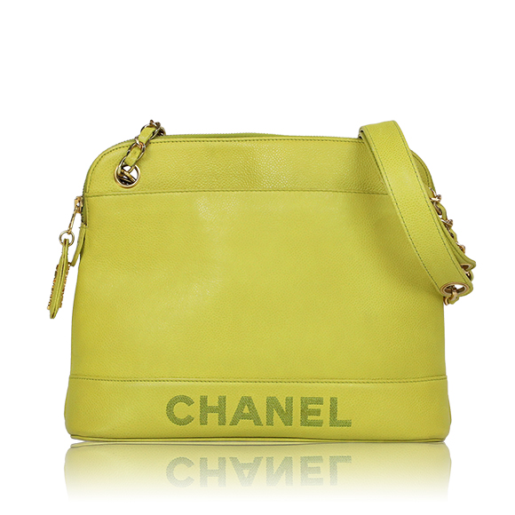 CHANEL ショルダーバッグ 28 x23 x9cm(幅 x 高さ x マチ)