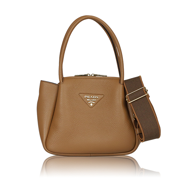 PRADA スモールレザーハンドバッグ 23&nbsp;x18&nbsp;x11cm(幅&nbsp;x 高さ&nbsp;x マチ)