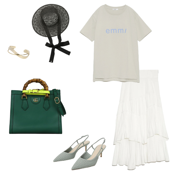 ダイアナスモール