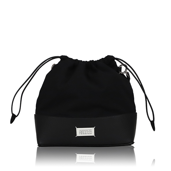 Maison Margiela 5ACデイリードローストリングバックパックスモール 28&nbsp;x30&nbsp;x10cm(幅&nbsp;x 高さ&nbsp;x マチ)