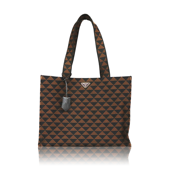 PRADA トートバッグ 44&nbsp;x33&nbsp;x16cm(幅&nbsp;x 高さ&nbsp;x マチ)
