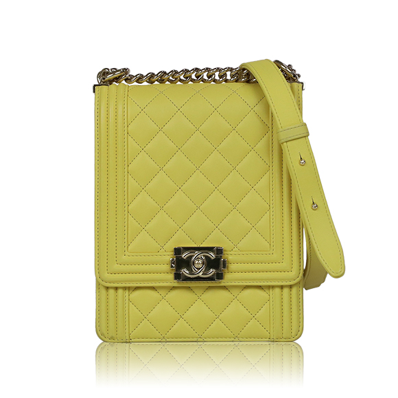 CHANEL ボーイシャネル 16&nbsp;x20&nbsp;x4cm(幅&nbsp;x 高さ&nbsp;x マチ)