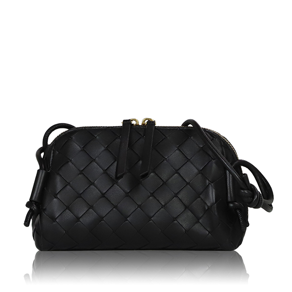 BOTTEGA VENETA コンサートポーチ 18&nbsp;x12&nbsp;x8cm(幅&nbsp;x 高さ&nbsp;x マチ)