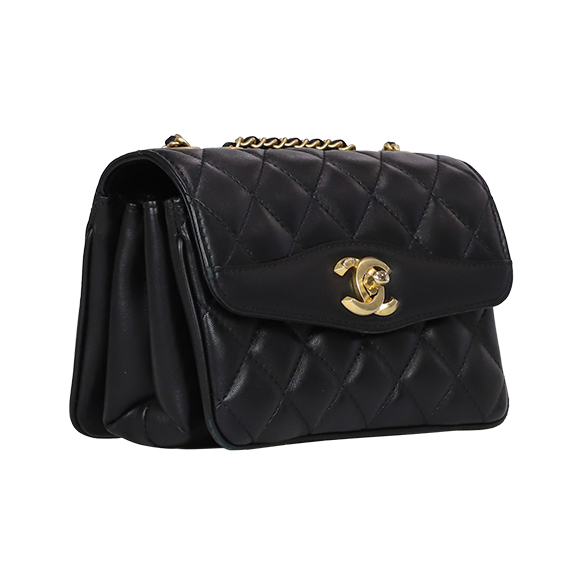 CHANEL（シャネル）チェーンショルダーバッグ