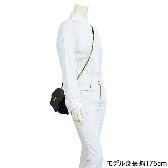 チェーンショルダーバッグ