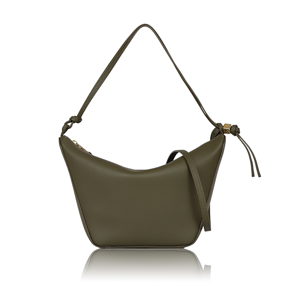 LOEWE ハンモックホーボーバッグミニ 15&nbsp;x17&nbsp;x9cm(幅&nbsp;x 高さ&nbsp;x マチ)