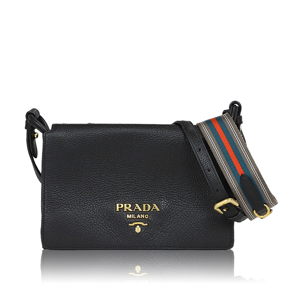 PRADA ショルダーバッグ 23&nbsp;x15&nbsp;x3cm(幅&nbsp;x 高さ&nbsp;x マチ)