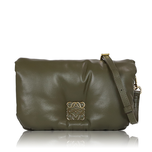 LOEWE パファーゴヤバッグ 