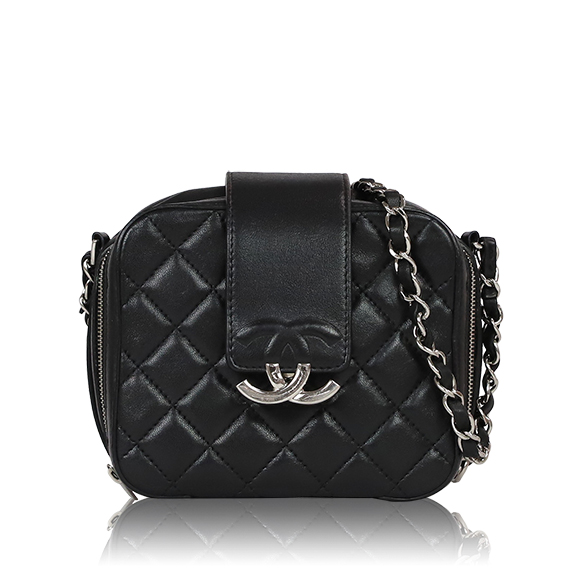 CHANEL チェーンショルダーバッグ 16&nbsp;x13&nbsp;x7cm(幅&nbsp;x 高さ&nbsp;x マチ)