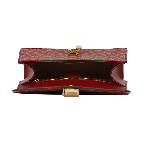 GUCCI（グッチ）シルヴィ