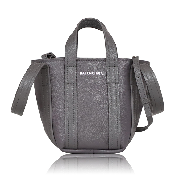 BALENCIAGA エブリデイ2.0 11&nbsp;x16&nbsp;x12cm(幅&nbsp;x 高さ&nbsp;x マチ)