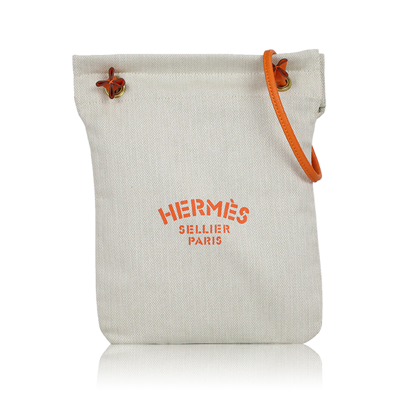 HERMES アリーヌPM 22&nbsp;x29&nbsp;x1cm(幅&nbsp;x 高さ&nbsp;x マチ)