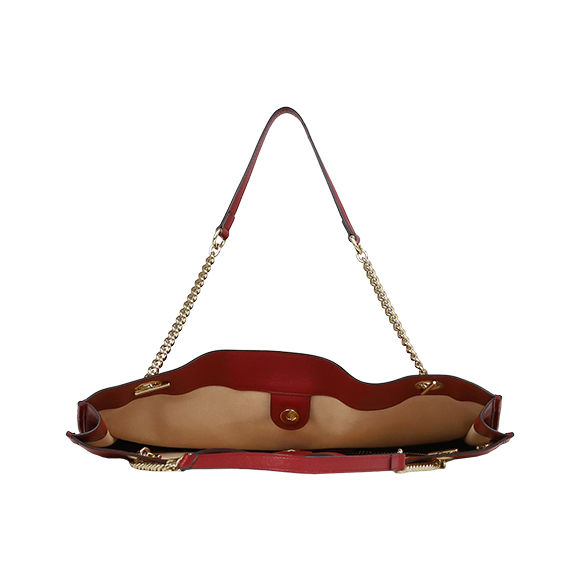 GUCCI（グッチ）ショルダーバッグ