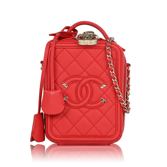 CHANEL（シャネル）チェーンショルダーバッグ