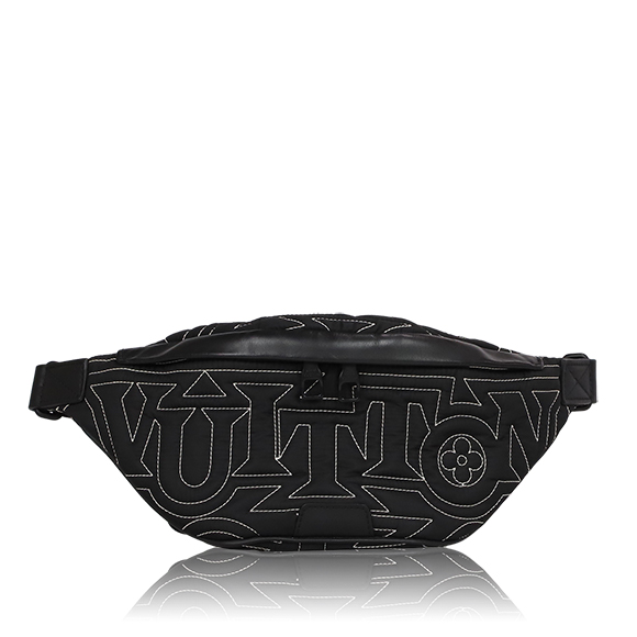 LOUIS VUITTON ディスカバリーバムバッグ 31&nbsp;x15&nbsp;x8cm(幅&nbsp;x 高さ&nbsp;x マチ)