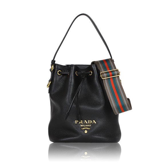 PRADA 2WAYバッグ 17&nbsp;x21&nbsp;x12cm(幅&nbsp;x 高さ&nbsp;x マチ)