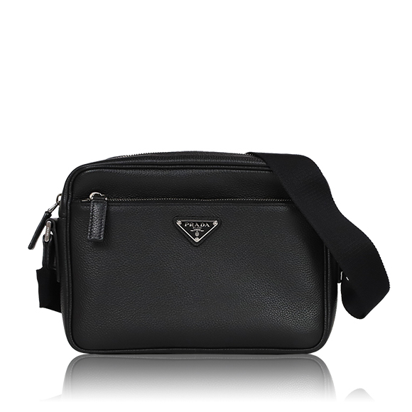 PRADA ショルダーバッグ 23&nbsp;x18&nbsp;x6cm(幅&nbsp;x 高さ&nbsp;x マチ)