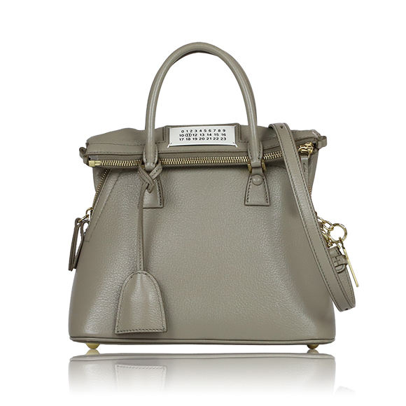 Maison Margiela 5ACミニ 26&nbsp;x19&nbsp;x12cm(幅&nbsp;x 高さ&nbsp;x マチ)