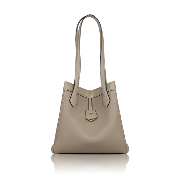FENDI オリガミミディアム 