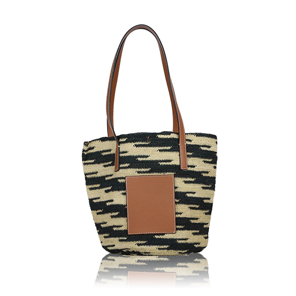 LOEWE ハンドバッグ 20&nbsp;x24&nbsp;x19cm(幅&nbsp;x 高さ&nbsp;x マチ)