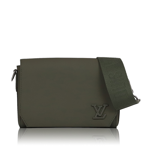 LOUIS VUITTON テイクオフメッセンジャーPM 22&nbsp;x15&nbsp;x6cm(幅&nbsp;x 高さ&nbsp;x マチ)
