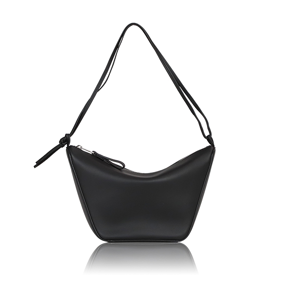 LOEWE ハンモックホーボーバッグミニ 15&nbsp;x17&nbsp;x9cm(幅&nbsp;x 高さ&nbsp;x マチ)