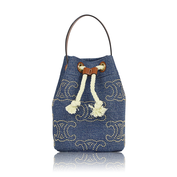 CELINE ティーンドローストリング 15&nbsp;x20&nbsp;x15cm(幅&nbsp;x 高さ&nbsp;x マチ)